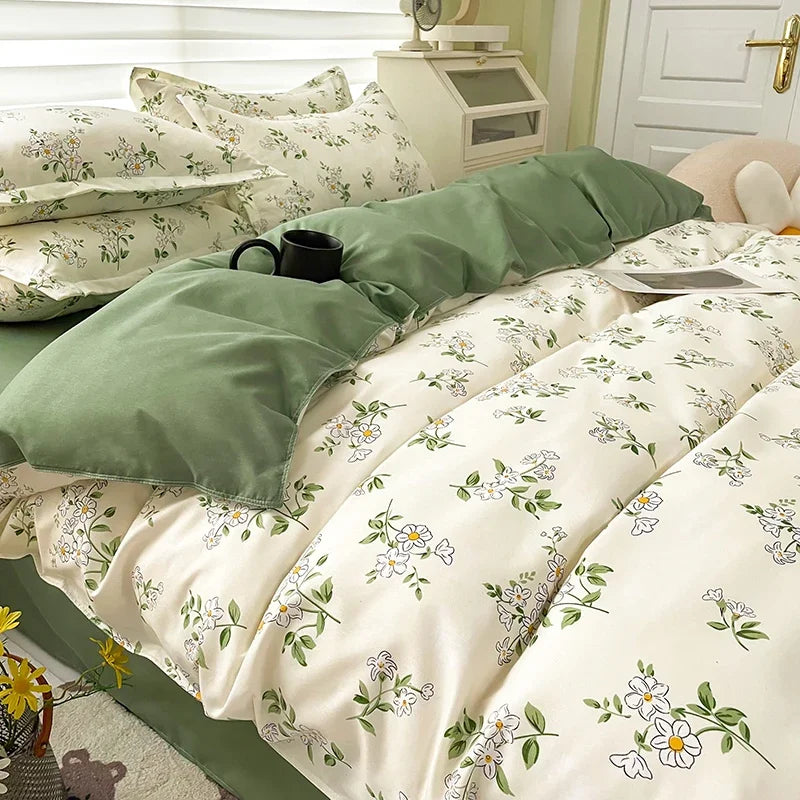 Fresh Floral Print Bedding Set